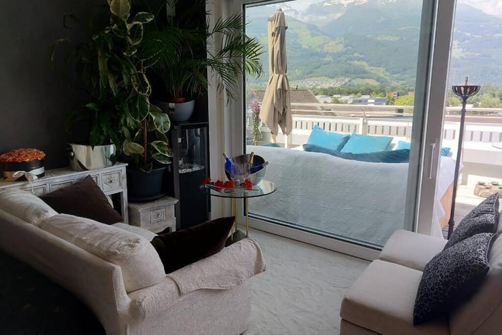 Penthouse In Schaan Apartment Екстериор снимка