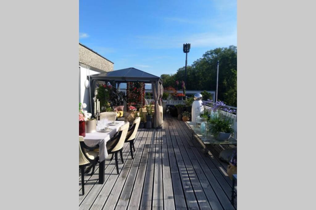 Penthouse In Schaan Apartment Екстериор снимка